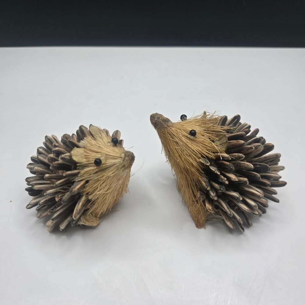 Unbranded Hedgehog Figurine Set 2pc Sunflower Seed Rustic Brown Natural Folk Art
